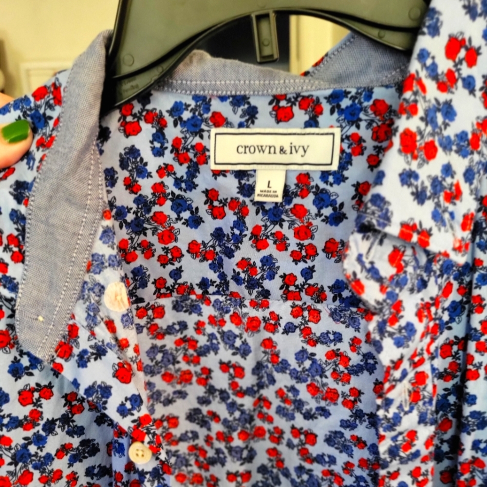 Crown & Ivy Performance Button Down - image 2